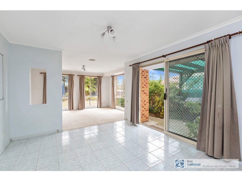 6 Nash Court, Altona Meadows VIC 3028