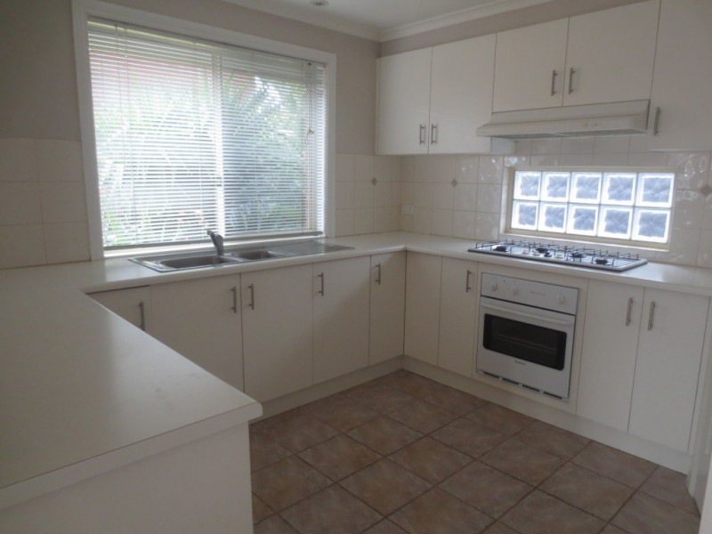 27 Spicer Boulevard, Altona Meadows VIC 3028