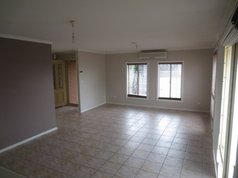 27 Spicer Boulevard, Altona Meadows VIC 3028