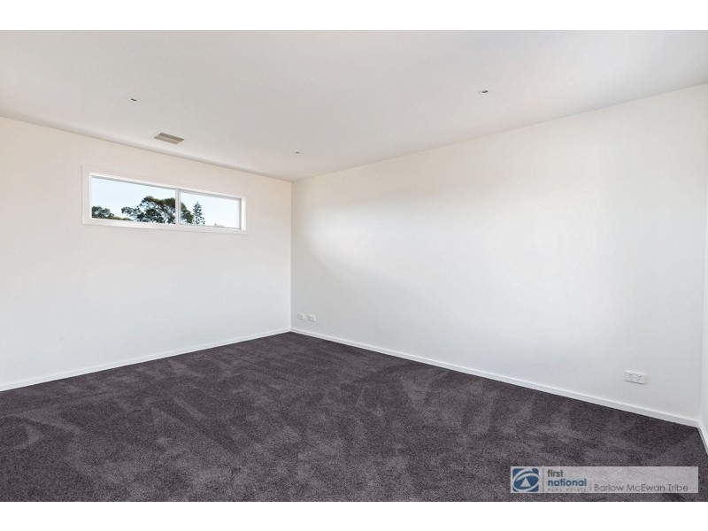 2/33 Mulga Street, Altona VIC 3018