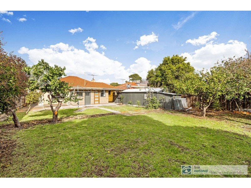 247 Civic Pde, Altona VIC 3018