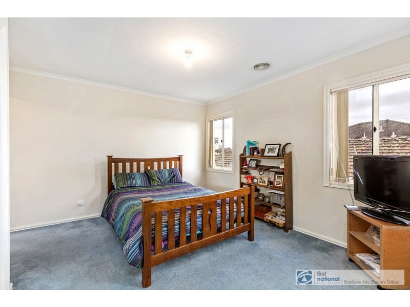 2/34 Bent Street, Altona VIC 3018