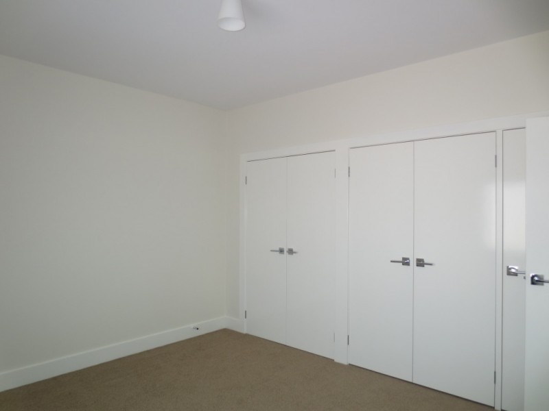 2/12 Mount Street, Altona VIC 3018