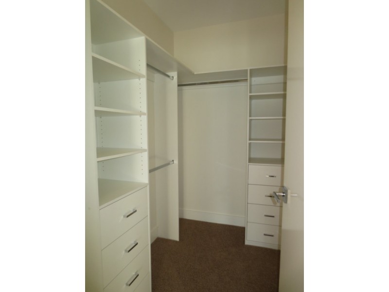 2/12 Mount Street, Altona VIC 3018