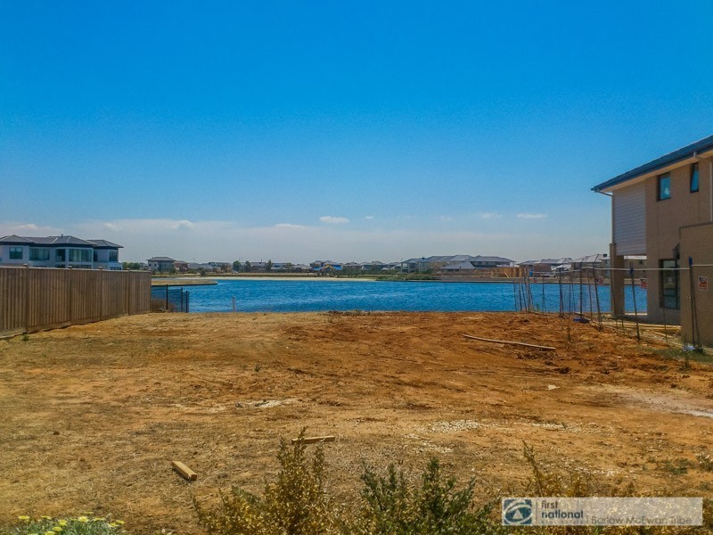 Lot 1928,  Spraypoint Drive, Sanctuary Lakes VIC 3030
