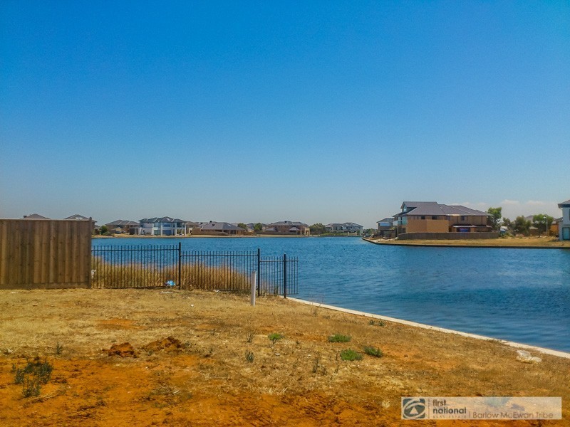 Lot 1928,  Spraypoint Drive, Sanctuary Lakes VIC 3030