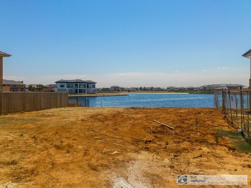 Lot 1928,  Spraypoint Drive, Sanctuary Lakes VIC 3030