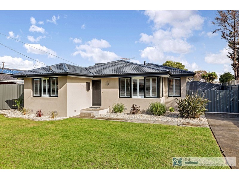 61 McIntyre Drive, Altona VIC 3018
