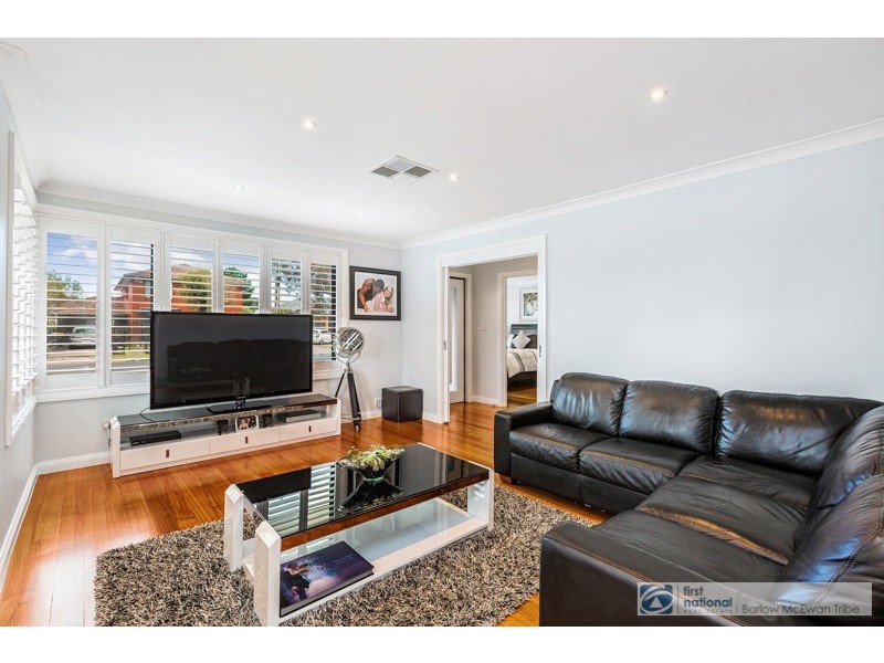 61 McIntyre Drive, Altona VIC 3018