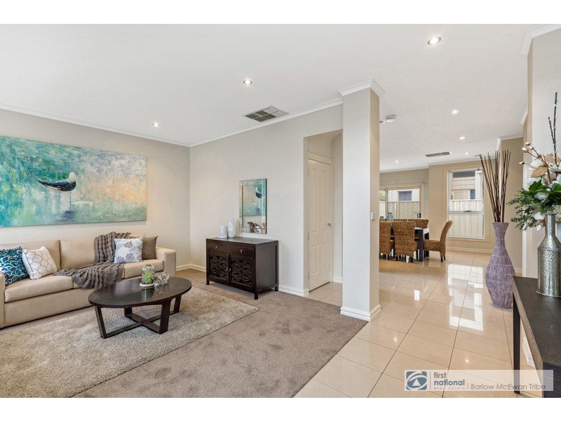 1/9 Millers Road, Altona VIC 3018