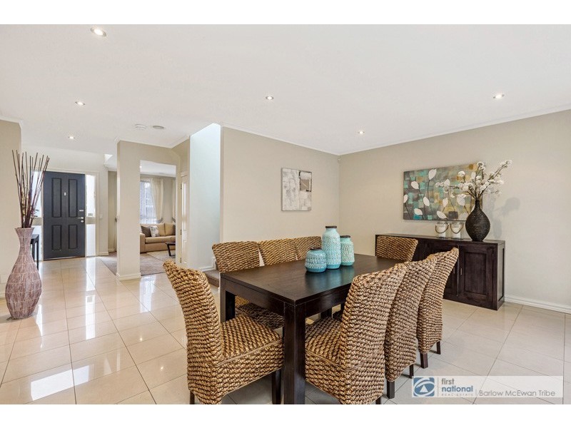 1/9 Millers Road, Altona VIC 3018