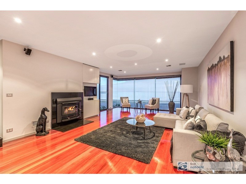 81 Esplanade, Altona VIC 3018