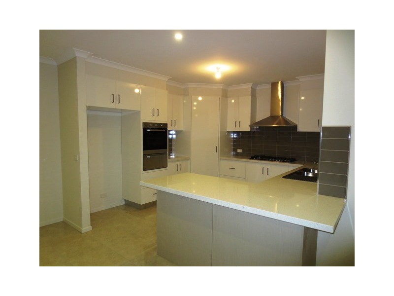 83A First Avenue, Altona North VIC 3025