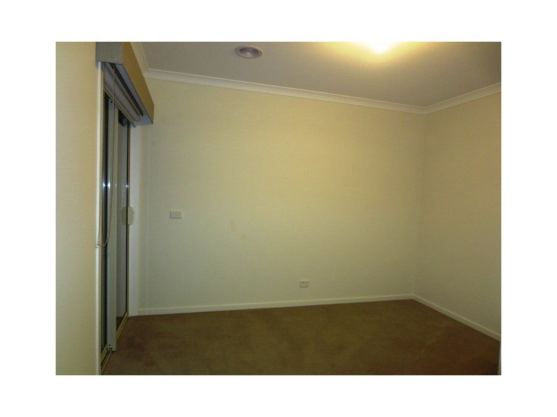 83A First Avenue, Altona North VIC 3025