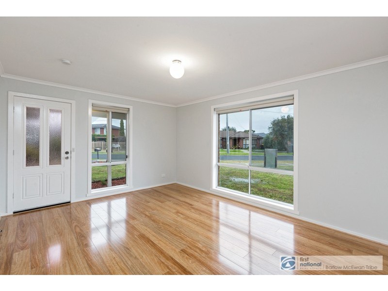 1/9 Dickenson Street, Altona Meadows VIC 3028