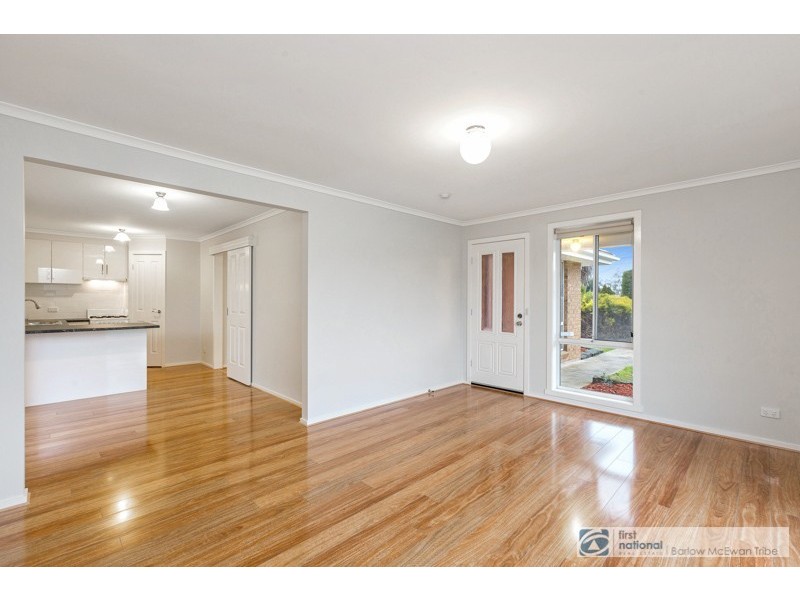 1/9 Dickenson Street, Altona Meadows VIC 3028