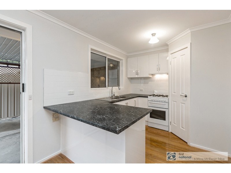 1/9 Dickenson Street, Altona Meadows VIC 3028