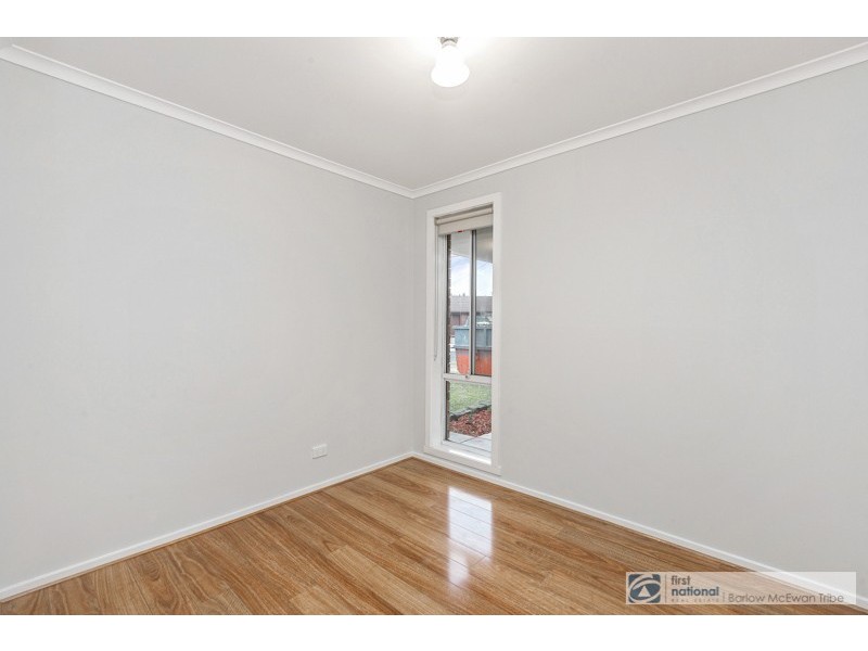 1/9 Dickenson Street, Altona Meadows VIC 3028