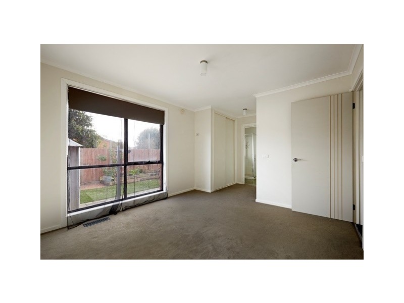 27 Lady Nelson Crescent, Altona Meadows VIC 3028
