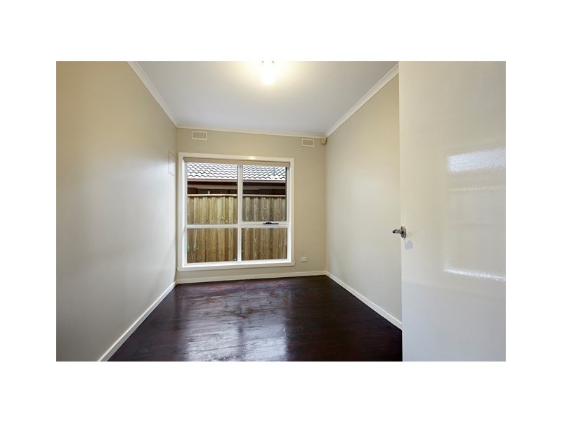 27 Lady Nelson Crescent, Altona Meadows VIC 3028