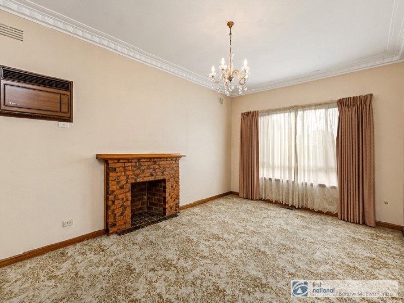 136 Seventh Avenue, Altona North VIC 3025