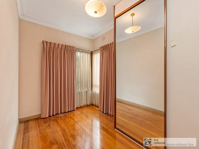 136 Seventh Avenue, Altona North VIC 3025