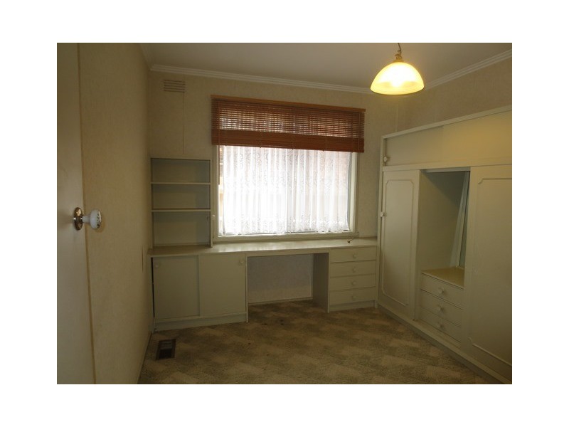 35 First Avenue, Altona North VIC 3025