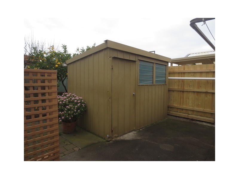 35 First Avenue, Altona North VIC 3025