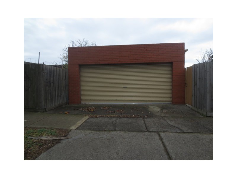 35 First Avenue, Altona North VIC 3025