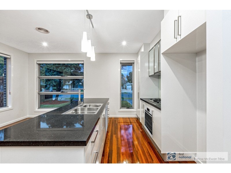 1.49 Maidstone Street, Altona VIC 3018