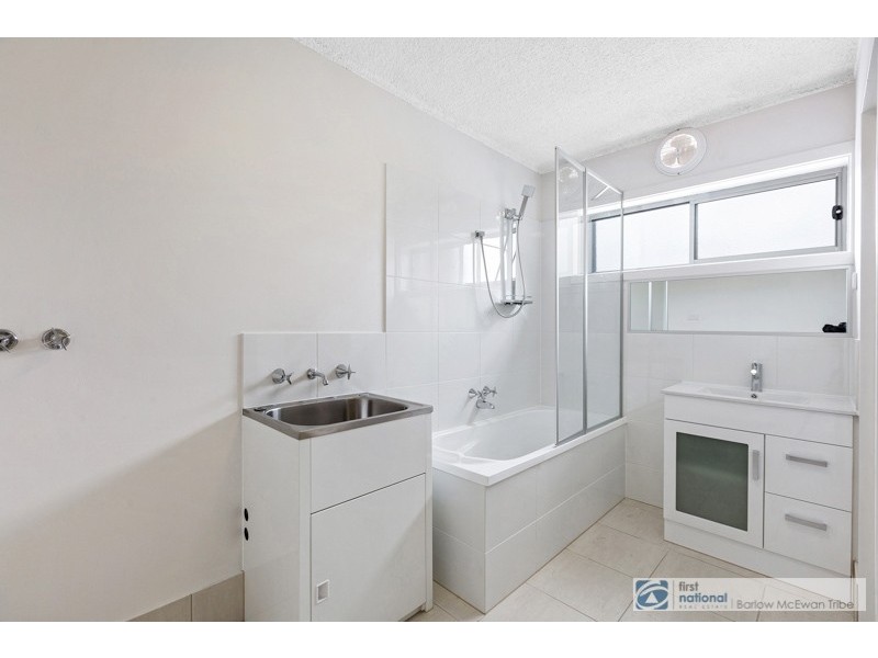 66 Simmons Drive, Seaholme VIC 3018