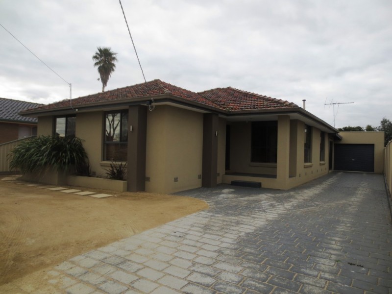 3 Tatman Drive, Altona Meadows VIC 3028