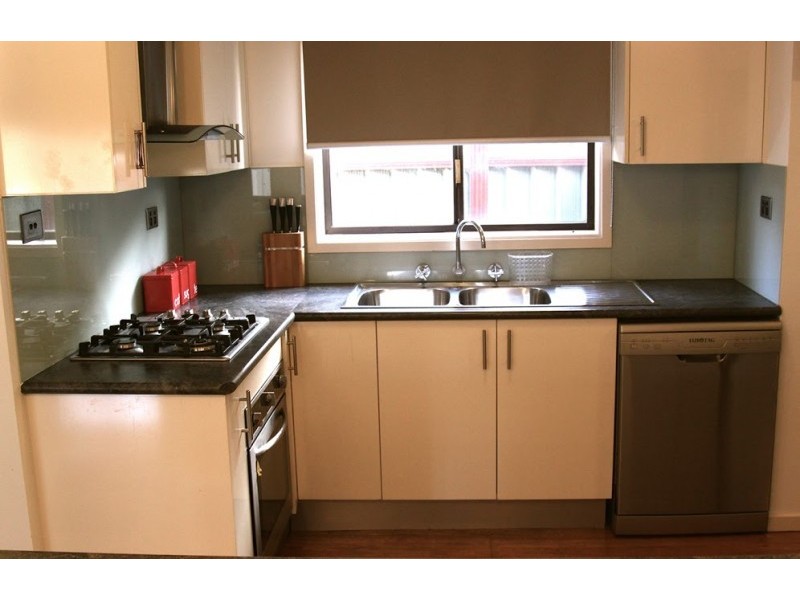 6 Alma Avenue, Altona Meadows VIC 3028