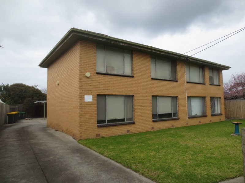 2/15 Jurga Court, Altona VIC 3018