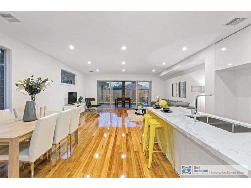 49 Chifley Ave, Altona VIC 3018