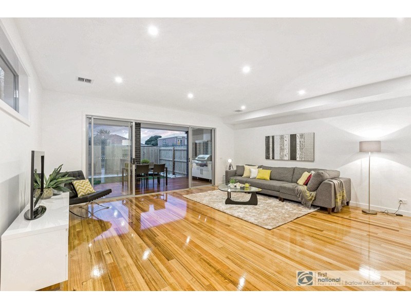 49 Chifley Ave, Altona VIC 3018