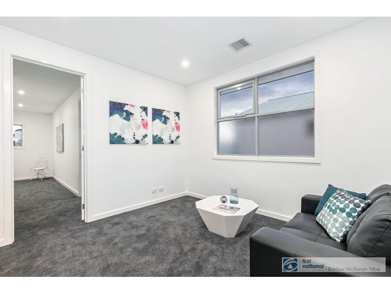 49 Chifley Ave, Altona VIC 3018