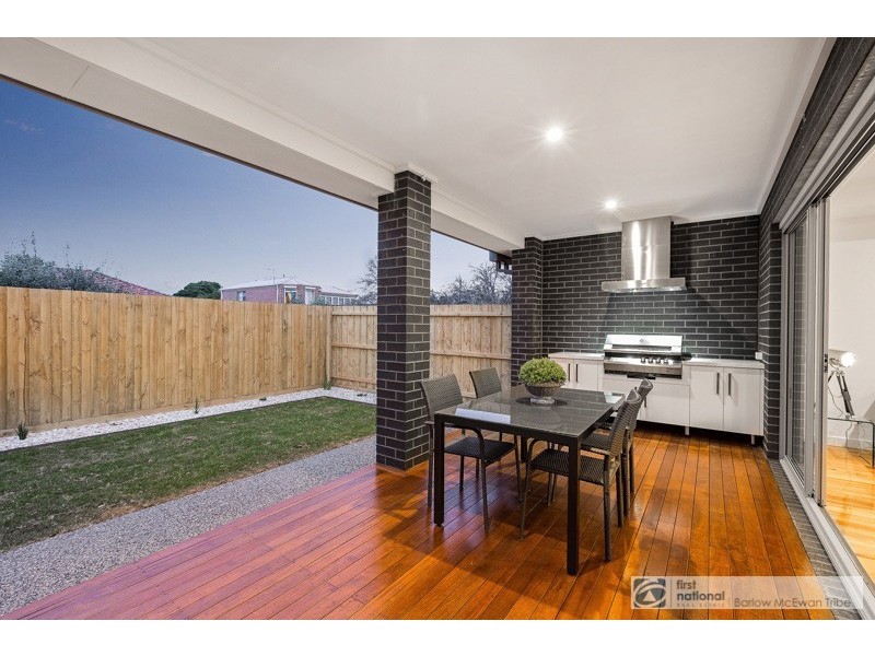 49 Chifley Ave, Altona VIC 3018