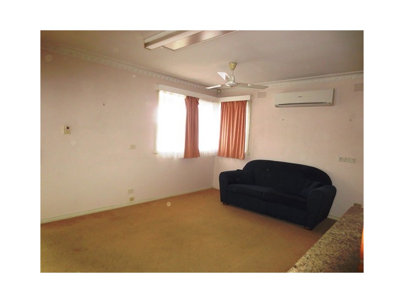 20 Donald Street, Laverton VIC 3028