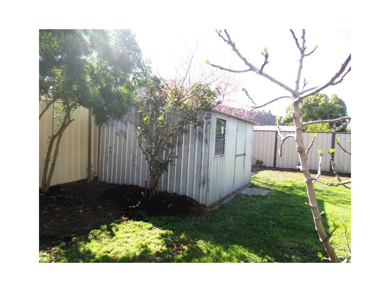 40 Rebecca Crescent, Altona Meadows VIC 3028