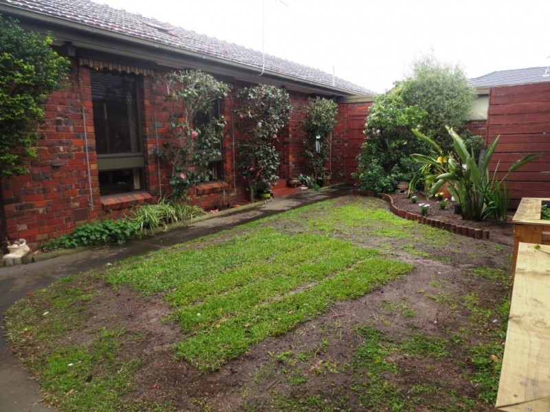 2/15 Blyth Street, Altona VIC 3018