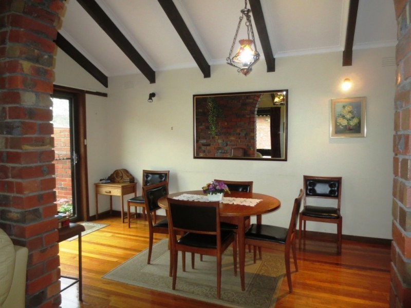 2/15 Blyth Street, Altona VIC 3018