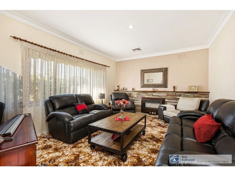 102 Civic Parade, Altona VIC 3018