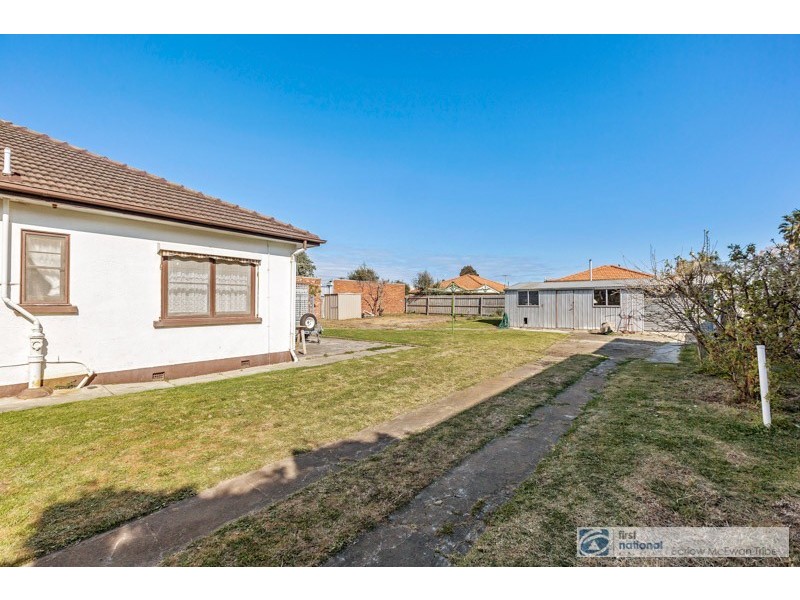 102 Civic Parade, Altona VIC 3018