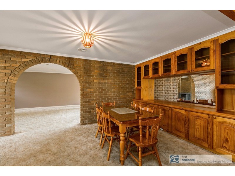 21 Scherman Drive, Altona Meadows VIC 3028