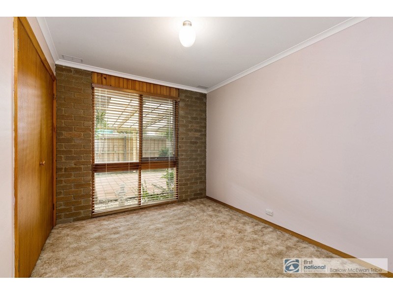 21 Scherman Drive, Altona Meadows VIC 3028