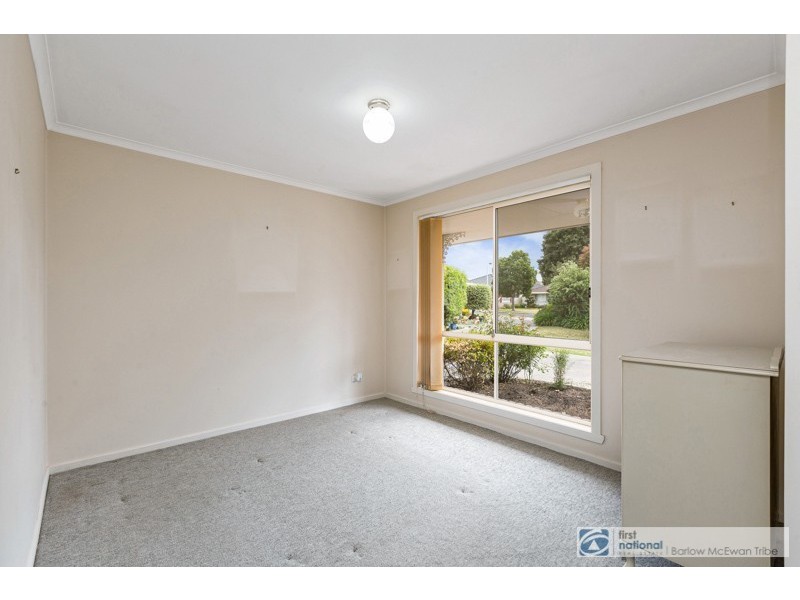 2/9 Green Court, Altona VIC 3018