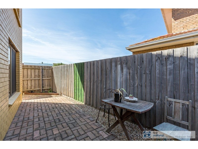 3/70 Queen Street, Altona VIC 3018