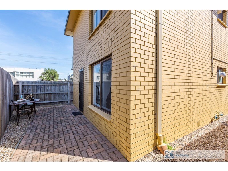 3/70 Queen Street, Altona VIC 3018