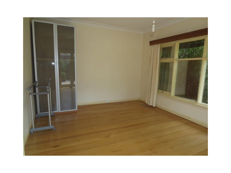 244 Queen Street, Altona VIC 3018